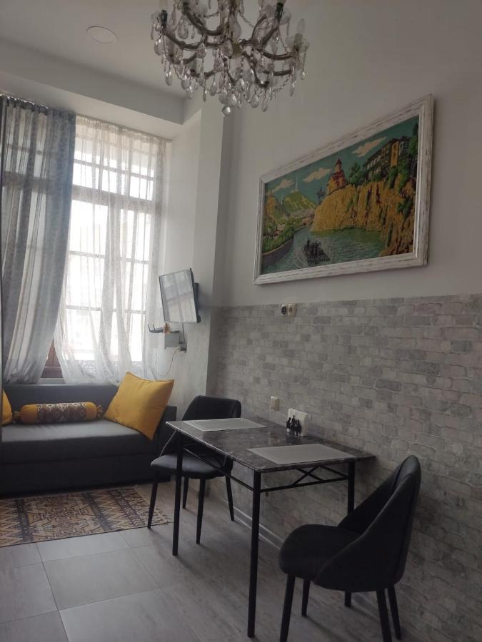 Ahmashenebeliapart Tbilisi Zewnętrze zdjęcie